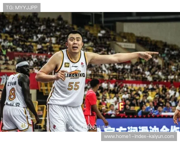 韩德君退役影响显著 辽宁掩护和篮下牵扯力骤减 韩德君退役影响显著 辽宁掩护和篮下牵扯力骤减